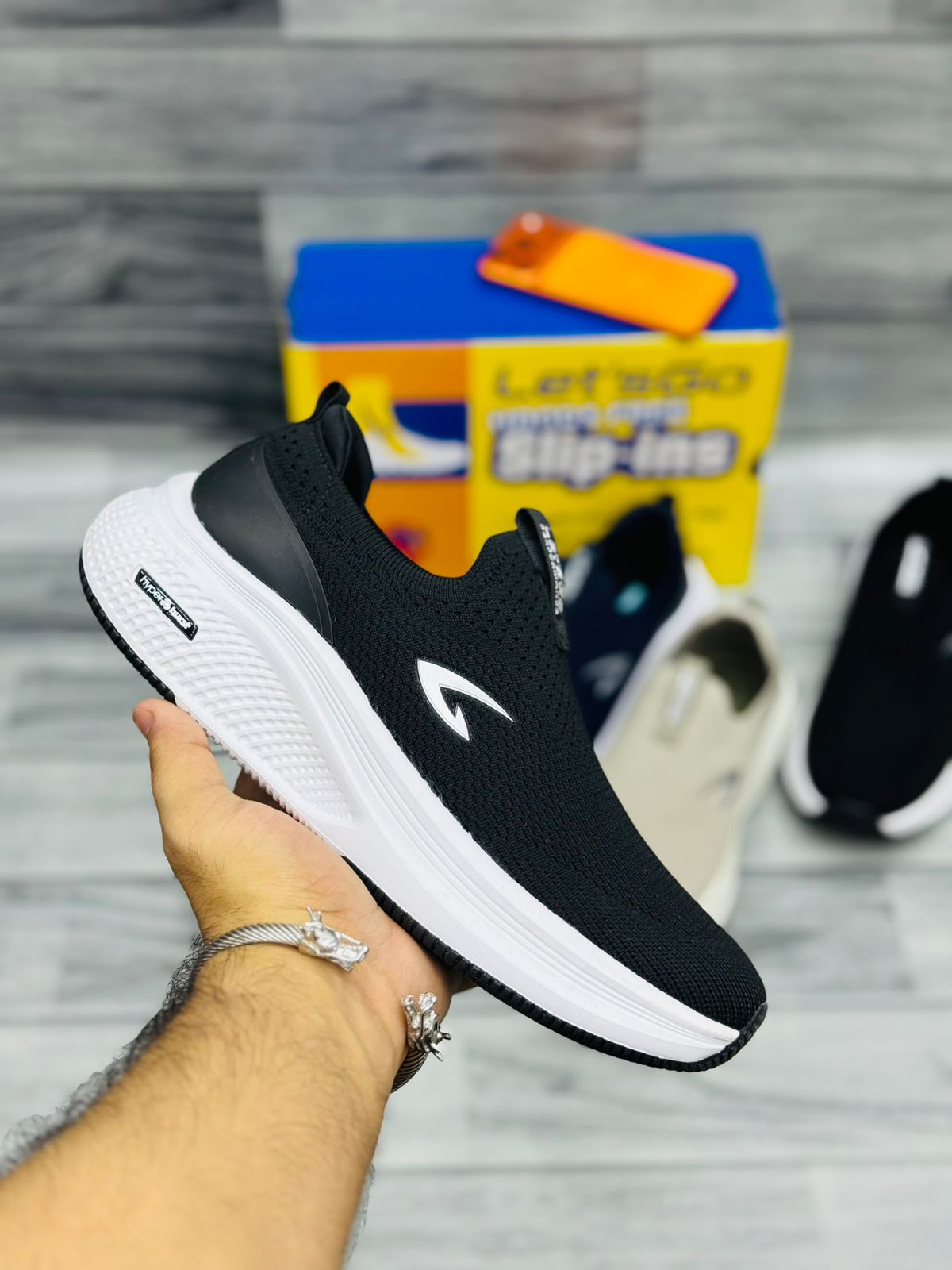 Let’s Go Hands-Free Slip-In Medicated Shoes -2 🩺  (Black)