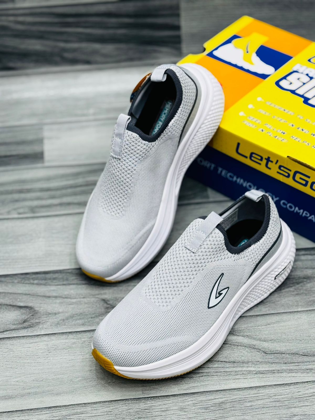 Let’s Go Hands-Free Slip-In Medicated Shoes -2 🩺 (White)