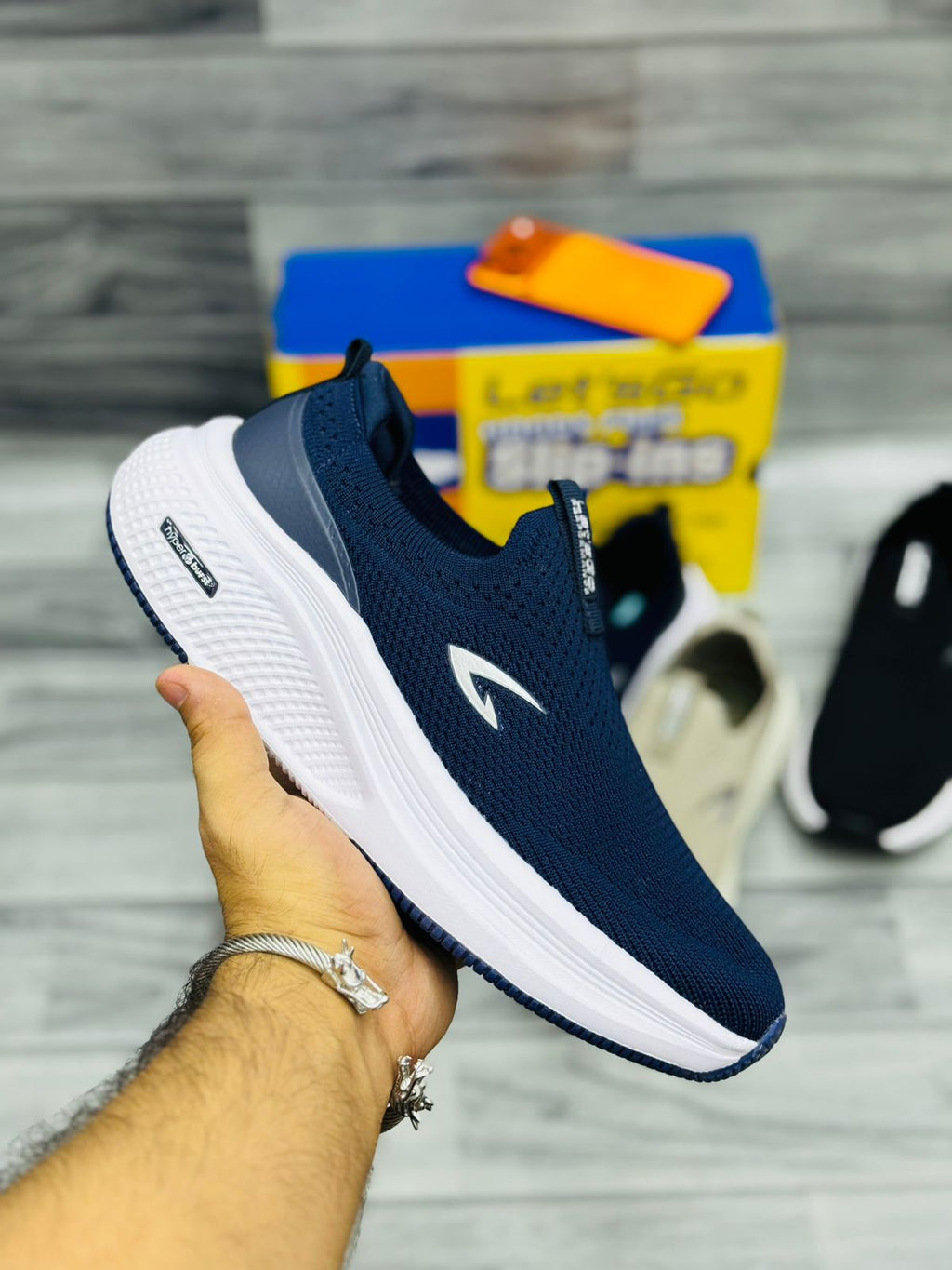 Let’s Go Hands-Free Slip-In Medicated Shoes -2 🩺 (Navy)