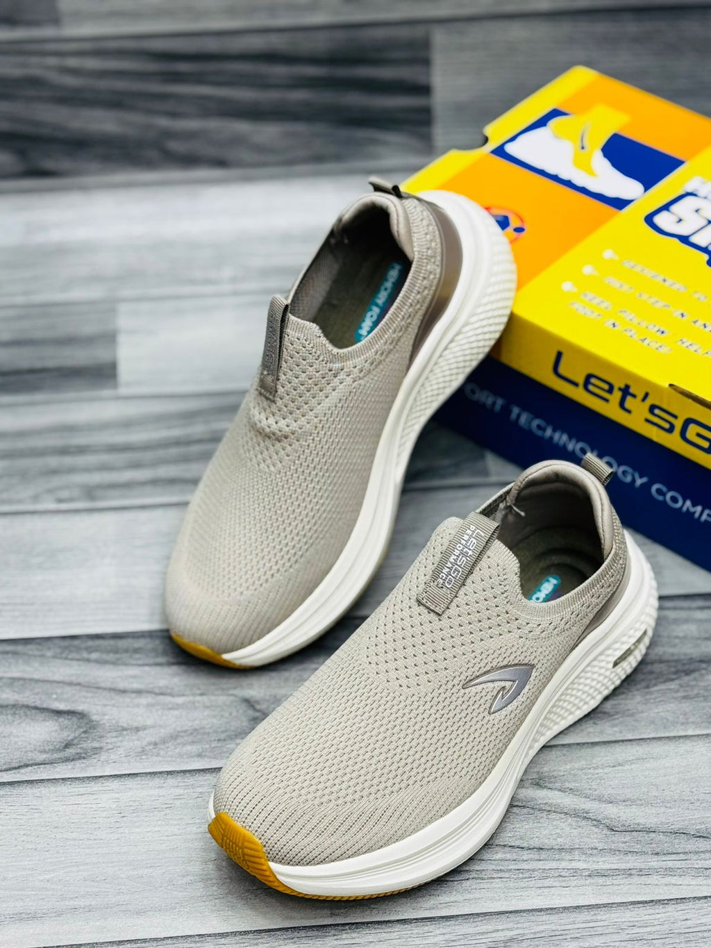 Let’s Go Hands-Free Slip-In Medicated Shoes -2 🩺 (Beige)