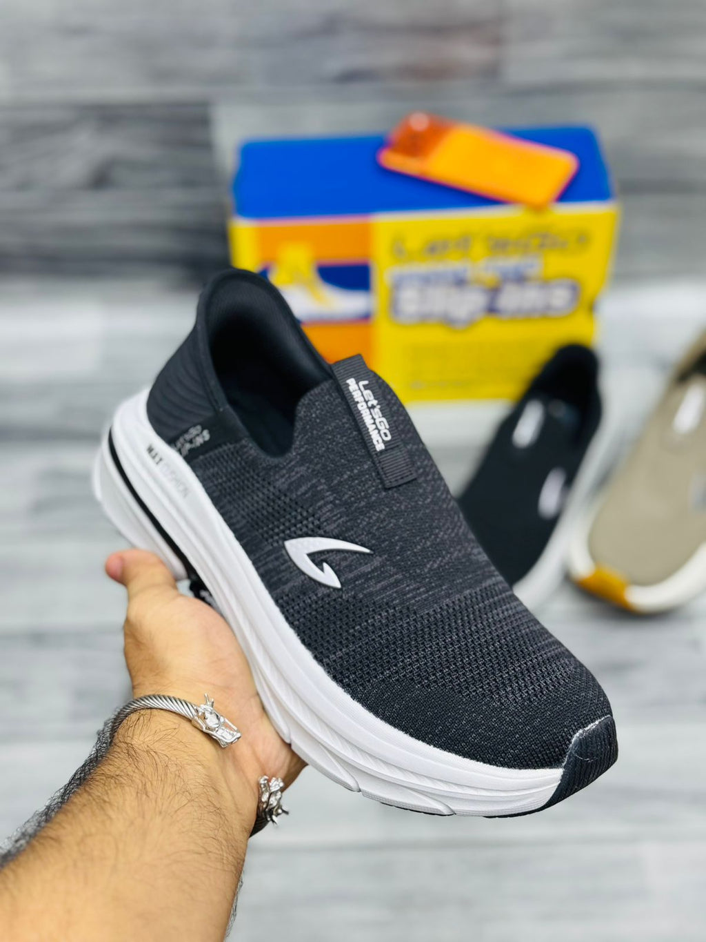 Let’s Go Hands-Free Slip-In Medicated Shoes 🩺  (Black)